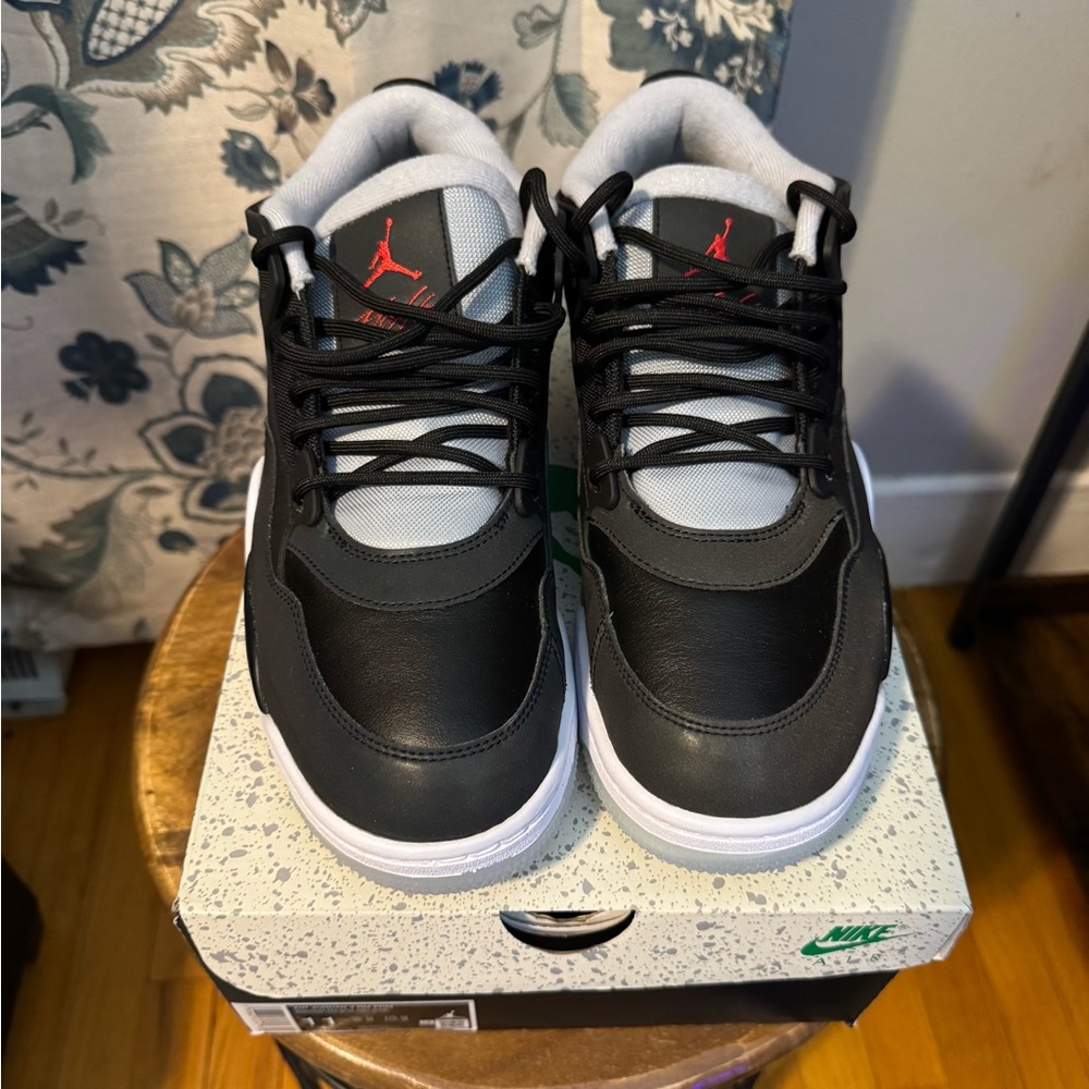 Jordan 4 RM sneakers